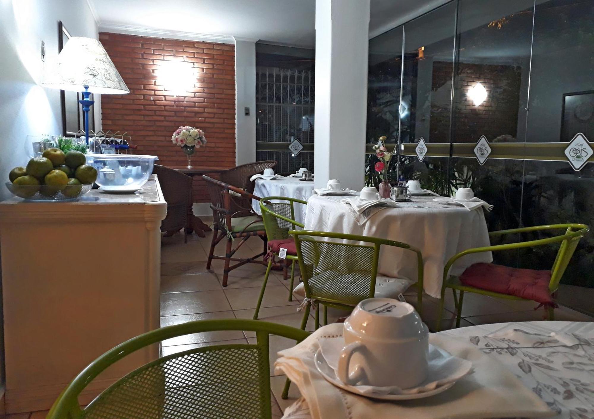Oasis Park Inn
