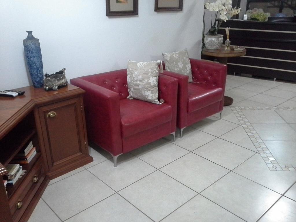 Oasis Park Inn