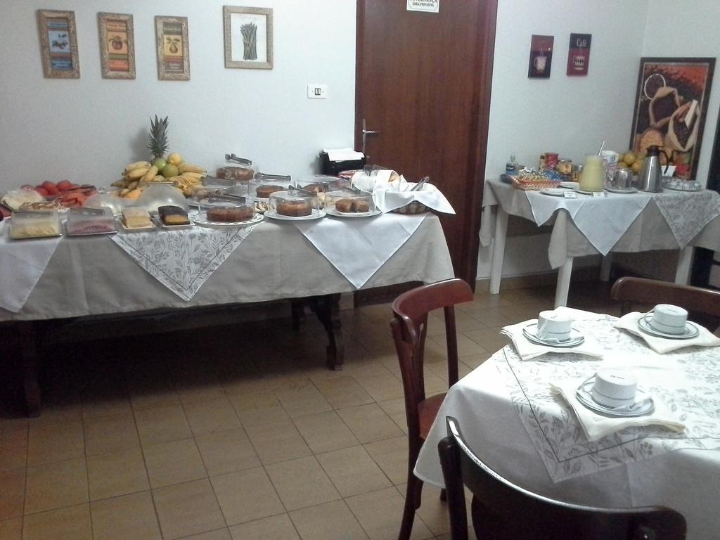 Inn Oasis Park 2*
